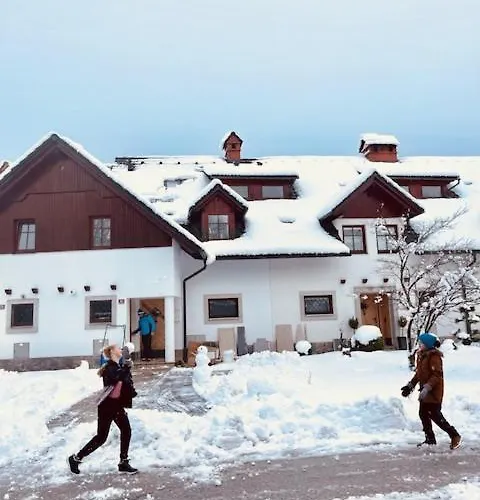 Our Second In بيت للعطل